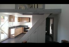 Vue Cuisine / Salle de douches