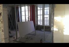 Construction métallique pour la nouvelle distribution de la salle de bains